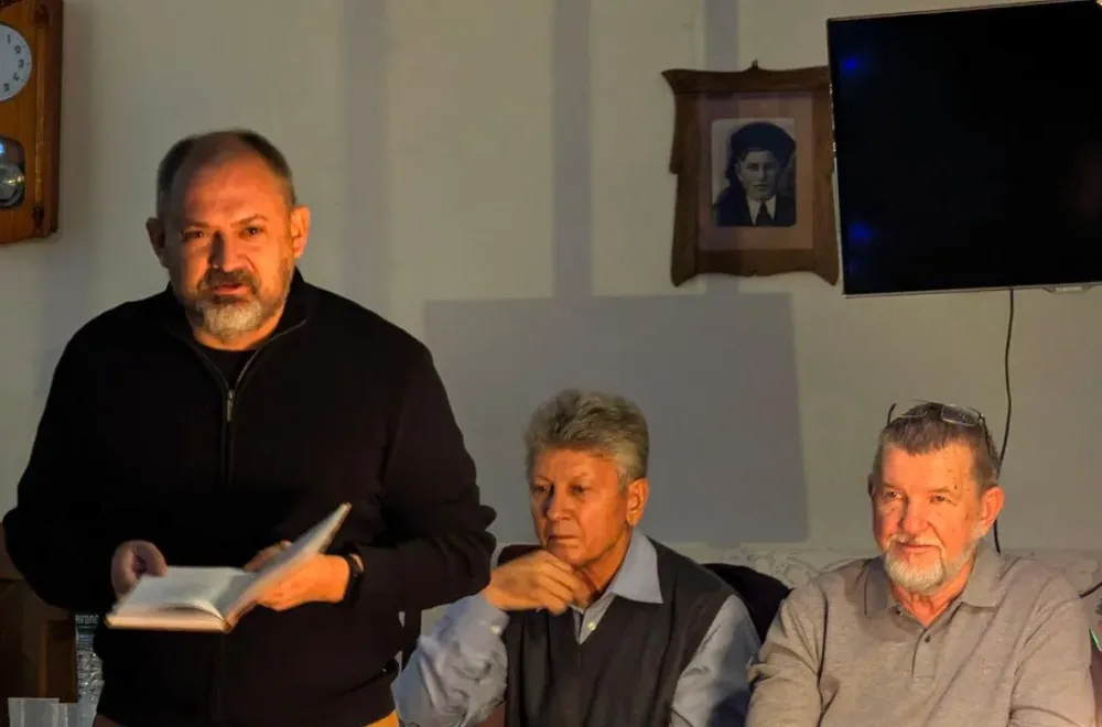 WhatsApp Image 2025-11-03 at 22.23.38